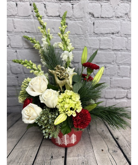 Snowy Pines Centerpiece