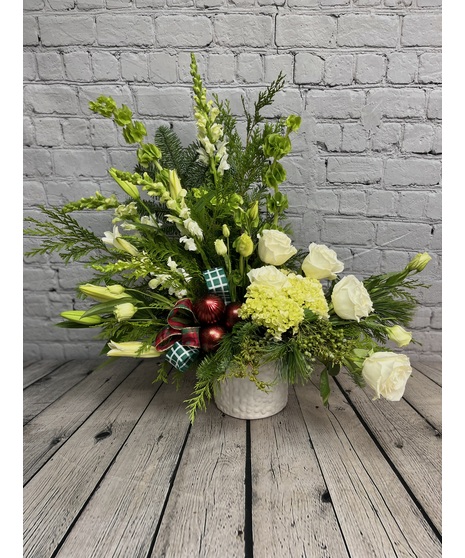 WHITE WHISPER WONDERLAND