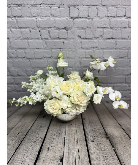 PEARL & PEONY