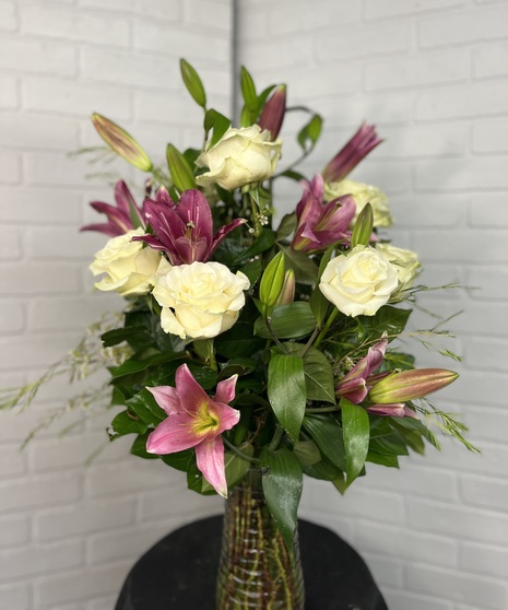 LILY & ROSE BOUQUET